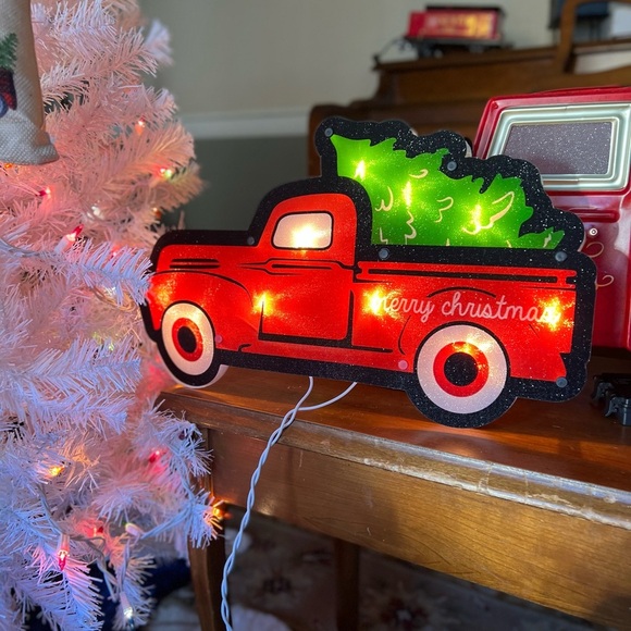 ❤️ 7x Red Truck Christmas Decor
Set - Picture 9 of 10